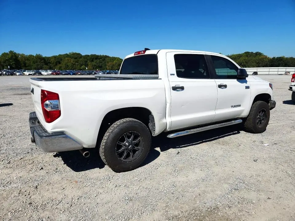 2021 TOYOTA TUNDRA SR5  