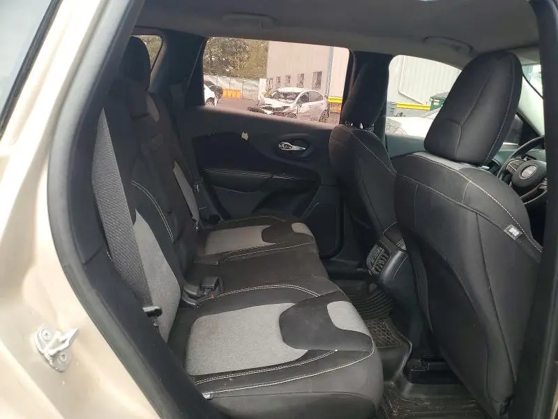 2014 JEEP CHEROKEE SPORT  