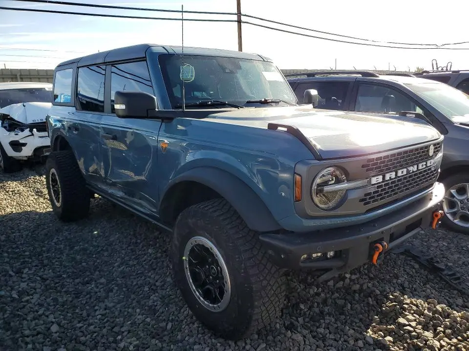 2021 FORD BRONCO BASE  