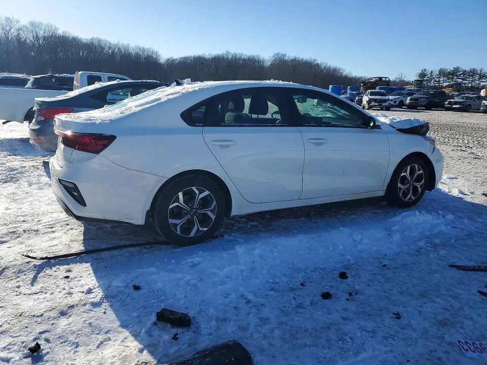 2019 KIA FORTE FE  