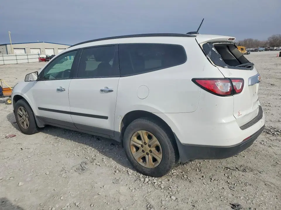 2016 CHEVROLET TRAVERSE LS  