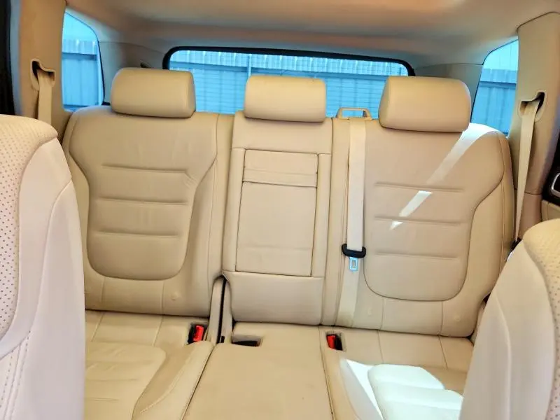 2016 VOLKSWAGEN TOUAREG SPORT  