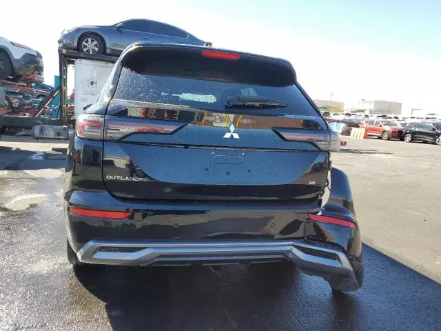 2025 MITSUBISHI OUTLANDER SE