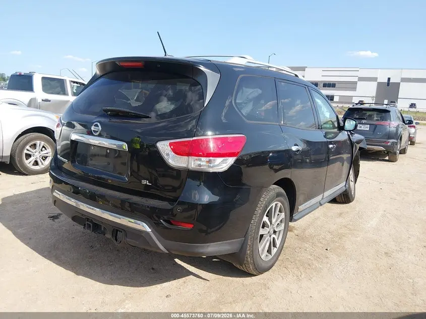 2013 NISSAN PATHFINDER SL