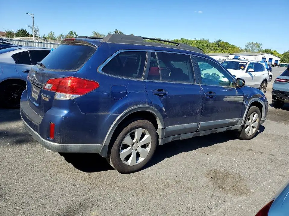 2010 SUBARU OUTBACK 2.5I PREMIUM  