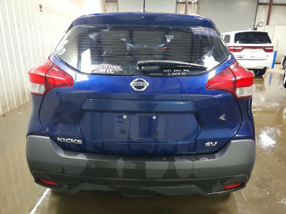 2019 NISSAN KICKS SV  