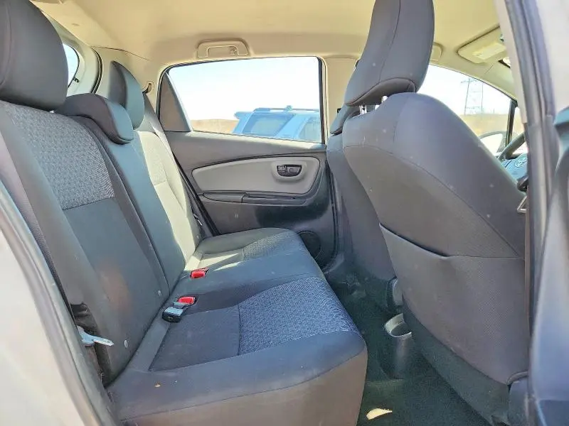 2017 TOYOTA YARIS 5-DOOR L FLEET  