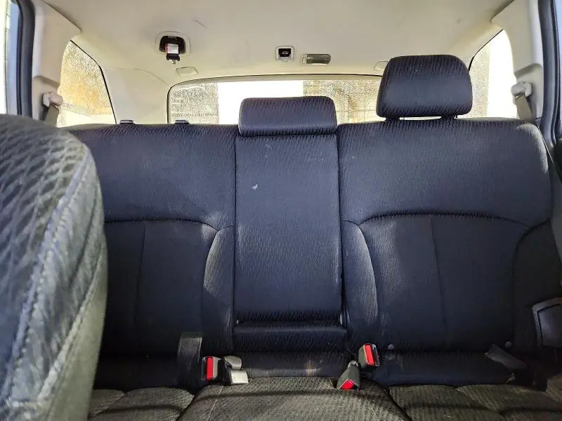 2010 SUBARU OUTBACK 2.5I  