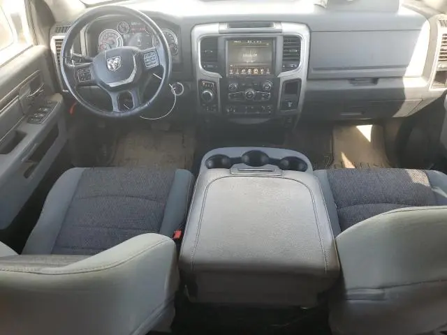 2015 RAM 1500 SLT  