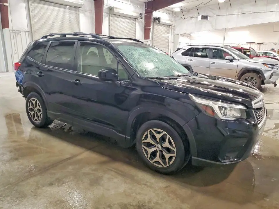 2019 SUBARU FORESTER PREMIUM  