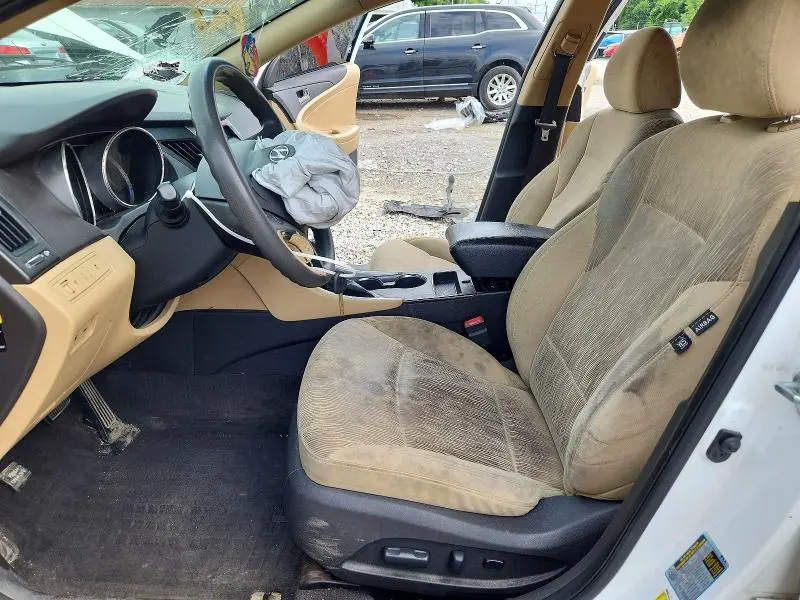 2012 HYUNDAI SONATA GLS  
