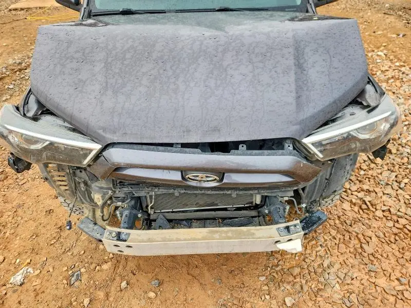 2018 TOYOTA 4RUNNER SR5/SR5 PREMIUM  