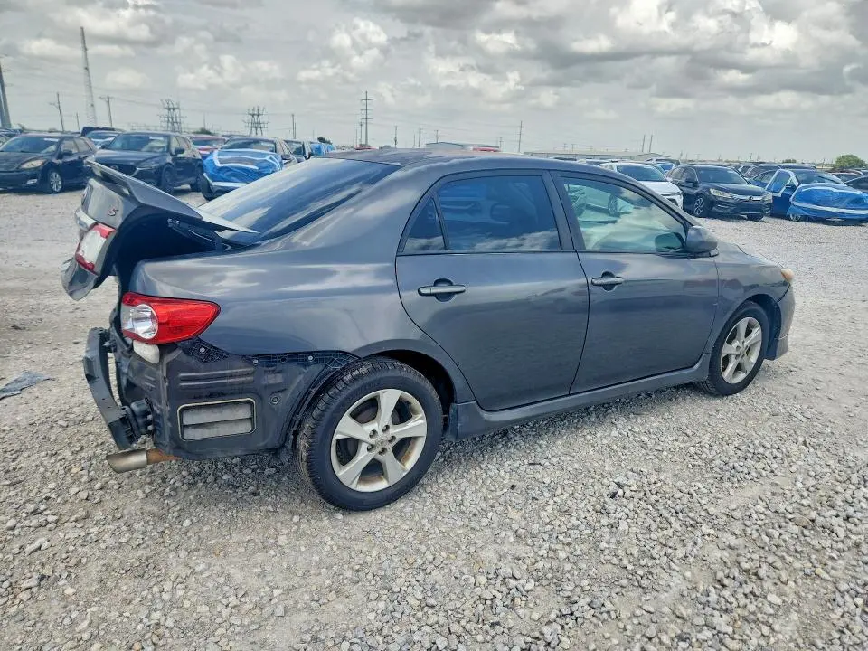 2011 TOYOTA COROLLA S  