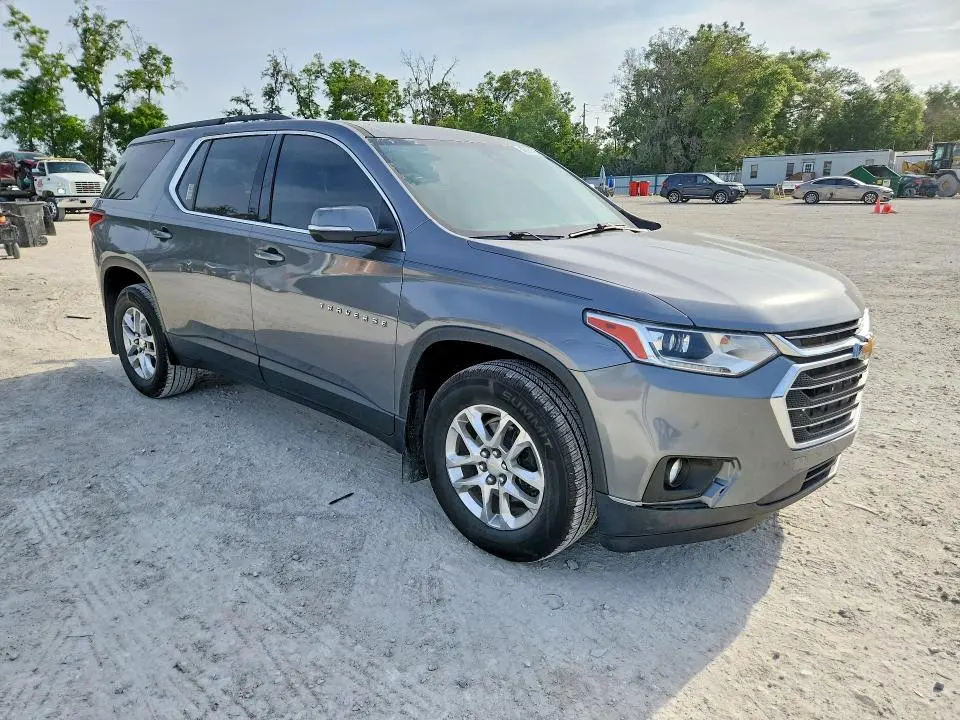 2021 CHEVROLET TRAVERSE LT  