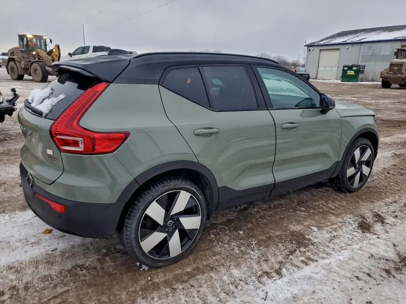 2024 VOLVO XC40 RECHARGE ULTIMATE  
