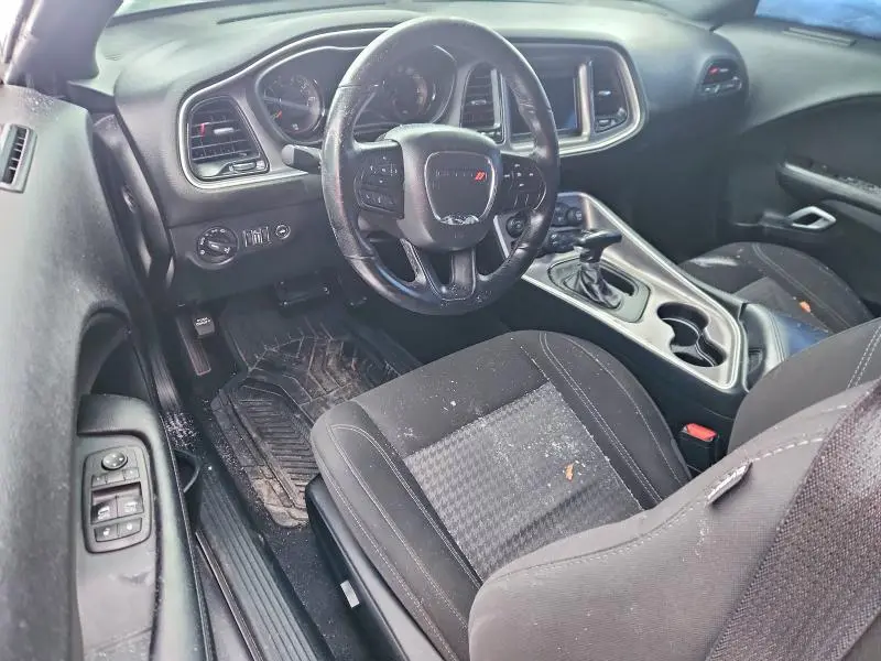 2022 DODGE CHALLENGER SXT  