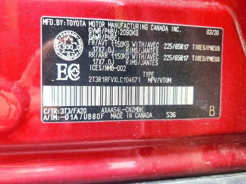 2020 TOYOTA RAV4 XLE  