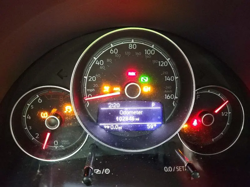 2017 VOLKSWAGEN BEETLE 1.8T  