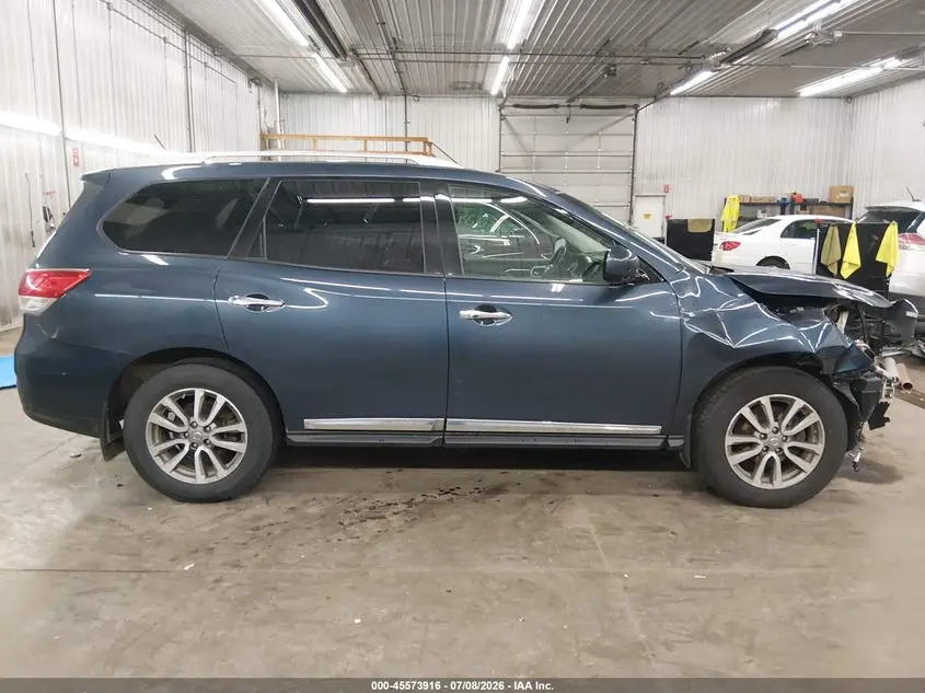 2016 NISSAN PATHFINDER SL