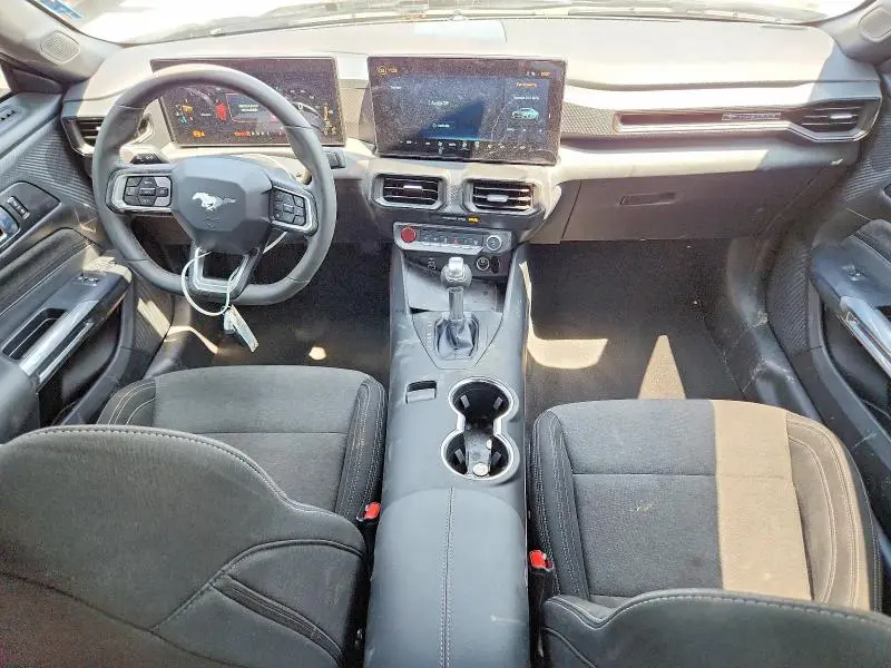 2026 FORD MUSTANG BASE  