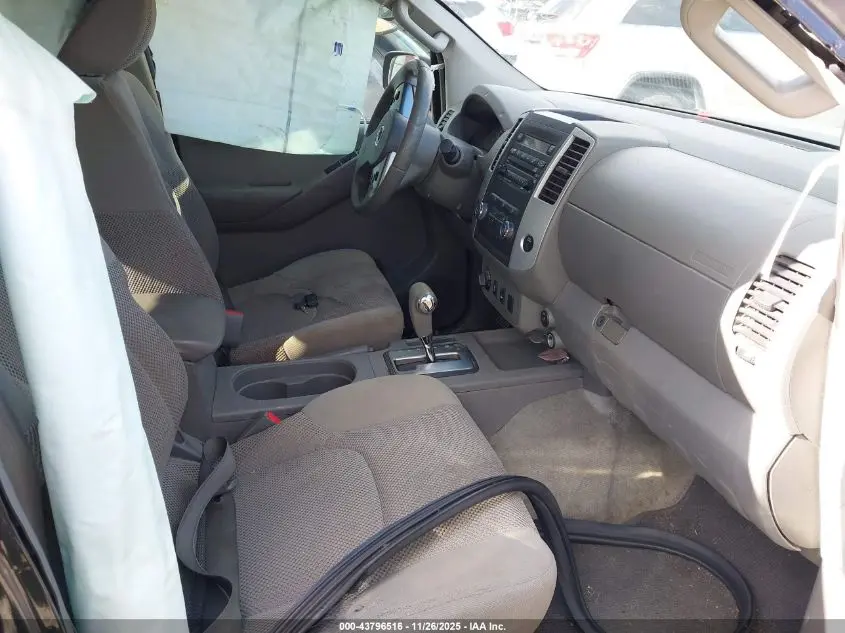 2012 NISSAN FRONTIER SV