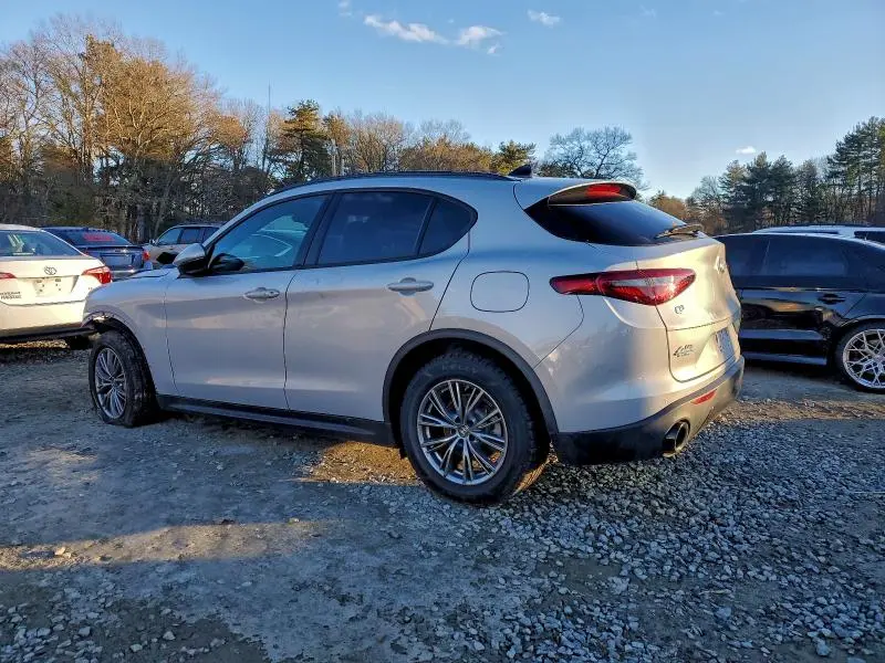 2022 ALFA ROMEO STELVIO   