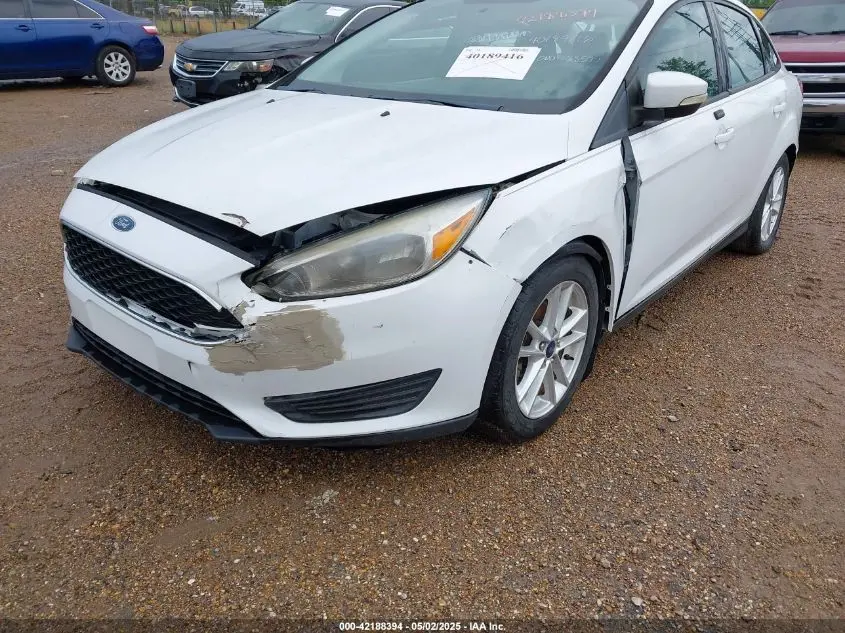 2015 FORD FOCUS SE