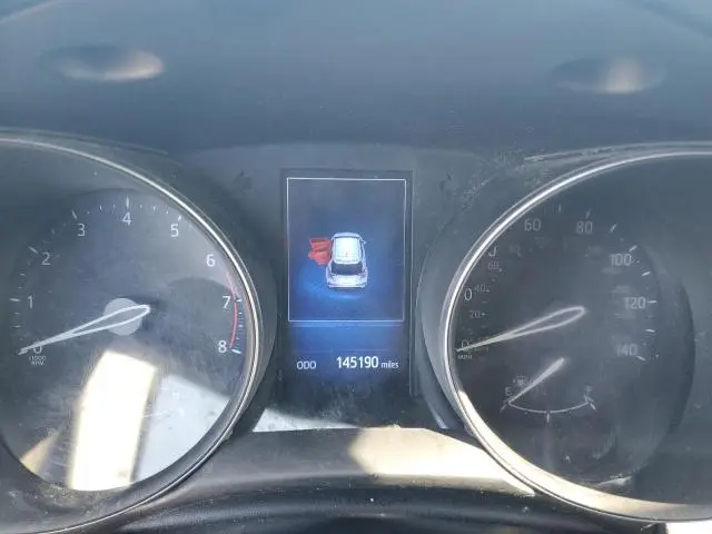 2018 TOYOTA C-HR XLE  