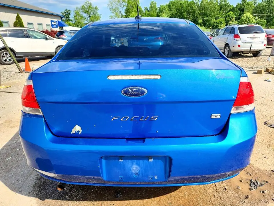 2011 FORD FOCUS SE  