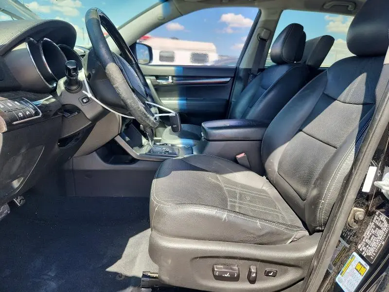 2012 KIA SORENTO SX  