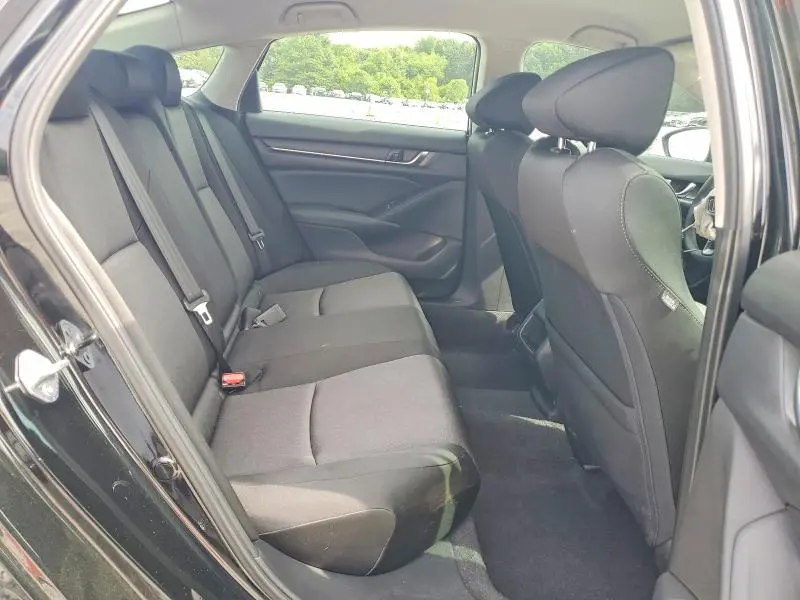 2022 HONDA ACCORD LX  