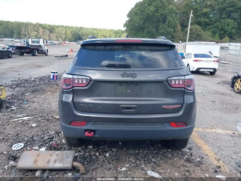 2019 JEEP COMPASS TRAILHAWK 4X4