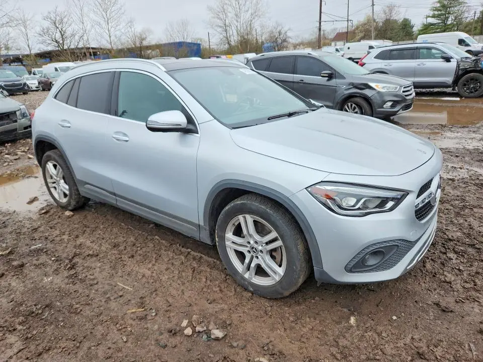 2021 MERCEDES-BENZ GLA 250 4MATIC  