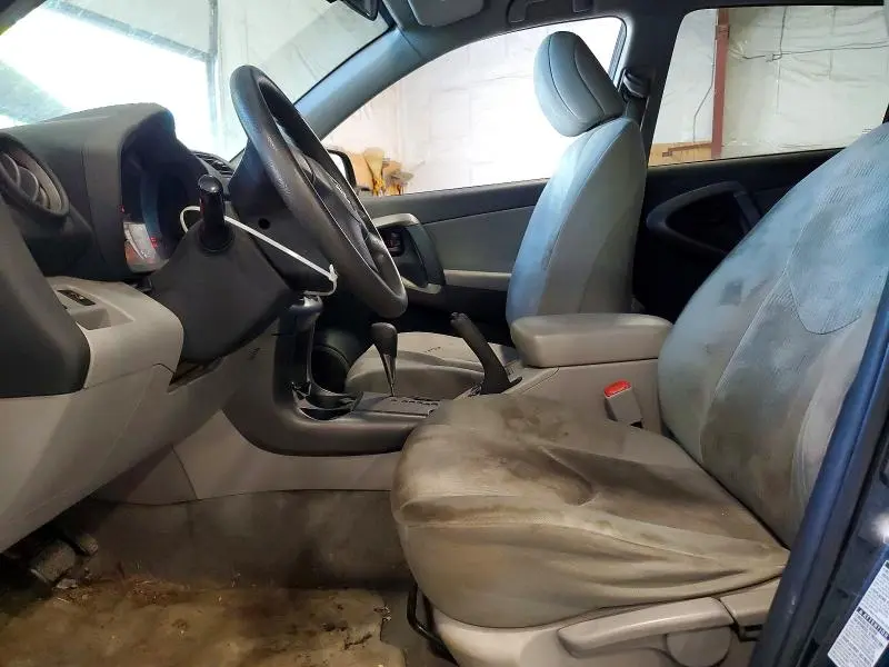 2011 TOYOTA RAV4 BASE  
