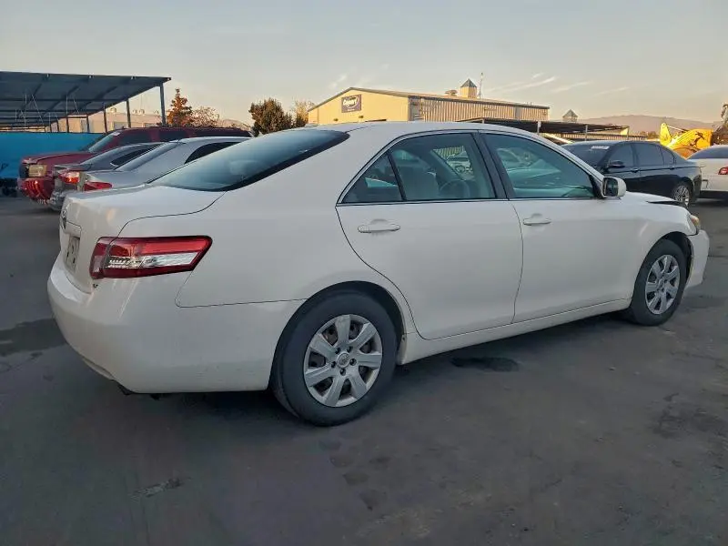 2010 TOYOTA CAMRY BASE  