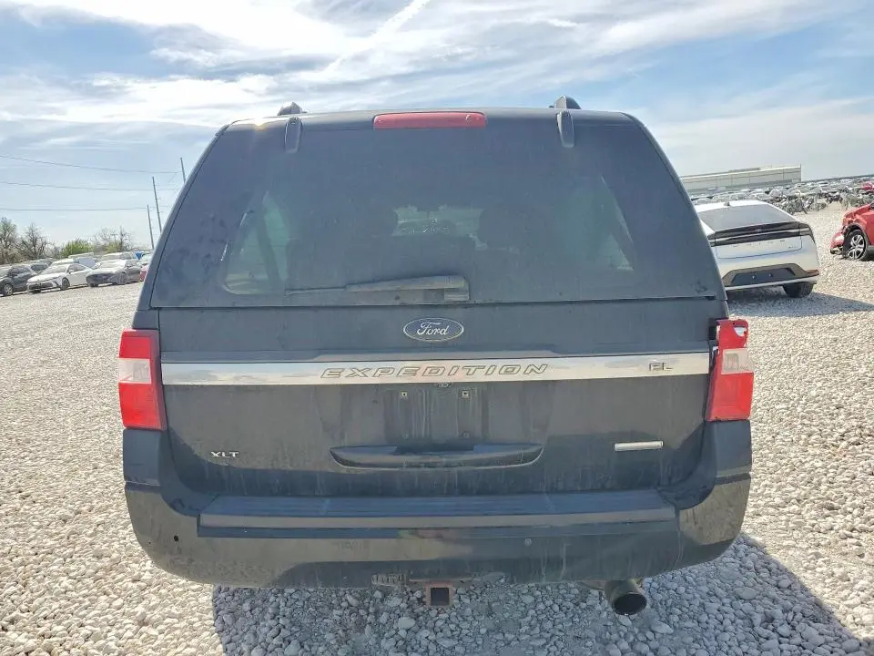 2017 FORD EXPEDITION EL XLT  