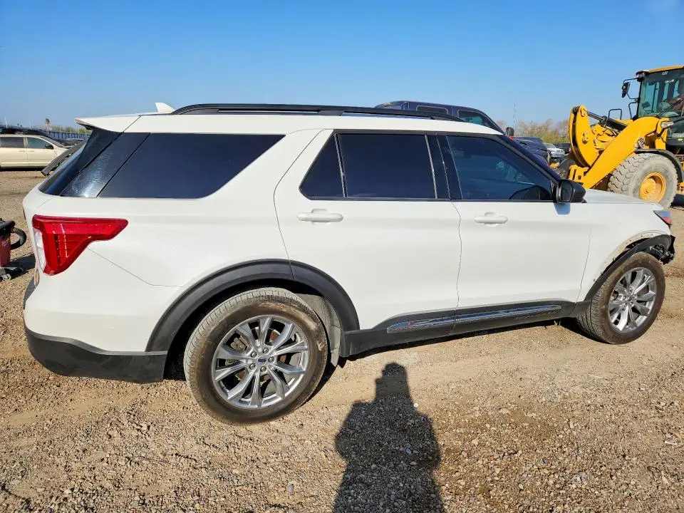 2021 FORD EXPLORER XLT  
