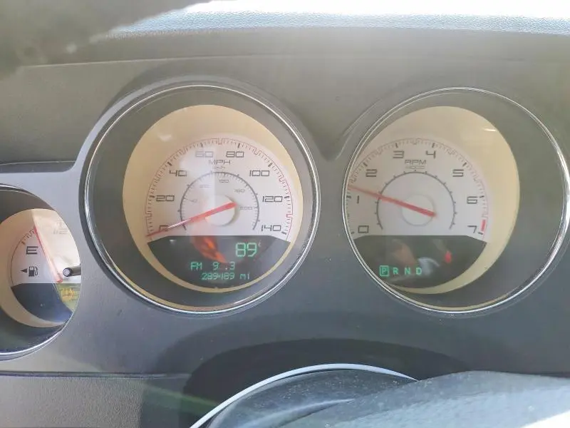 2013 DODGE CHALLENGER SXT  