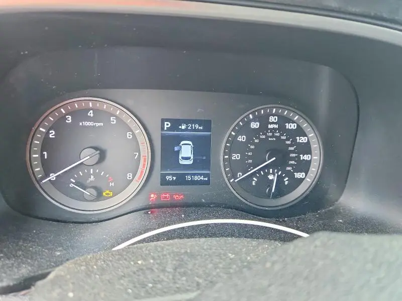 2019 HYUNDAI TUCSON SE  