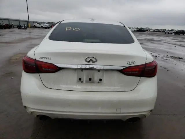 2018 INFINITI Q50 LUXE  