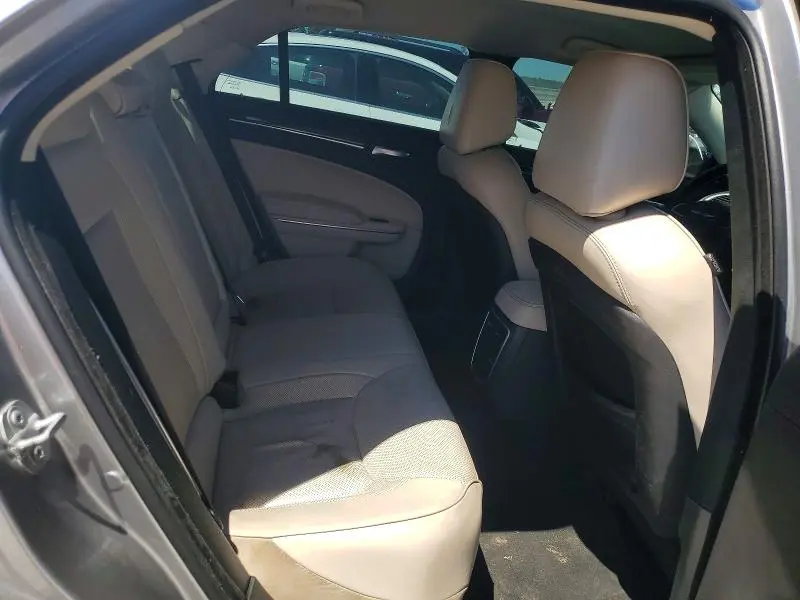 2018 CHRYSLER 300 LIMITED  