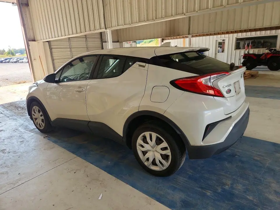 2021 TOYOTA C-HR LE  
