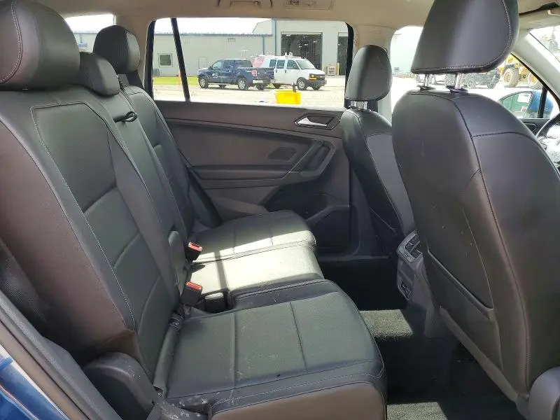2018 VOLKSWAGEN TIGUAN SE/SEL  