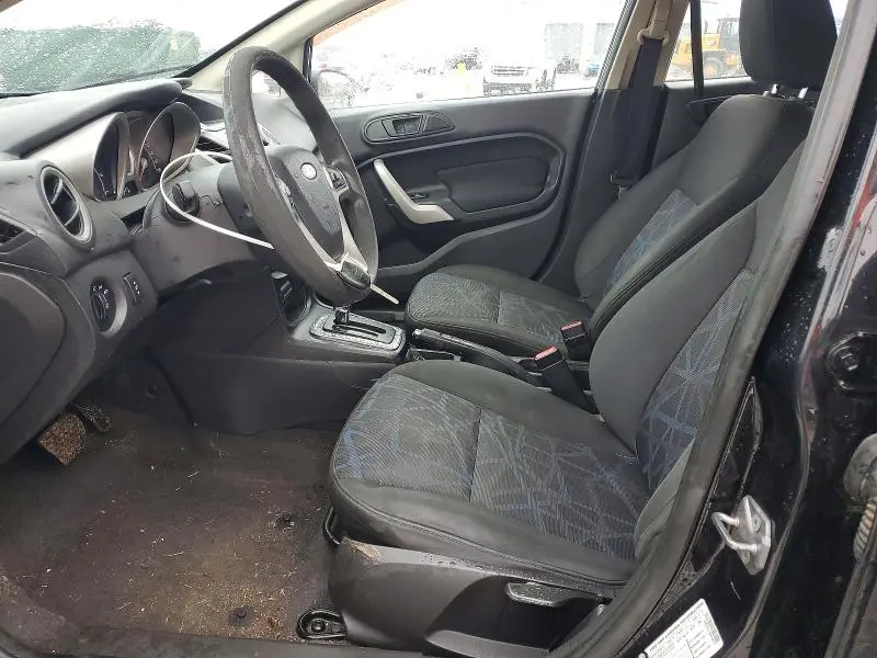 2011 FORD FIESTA SE  