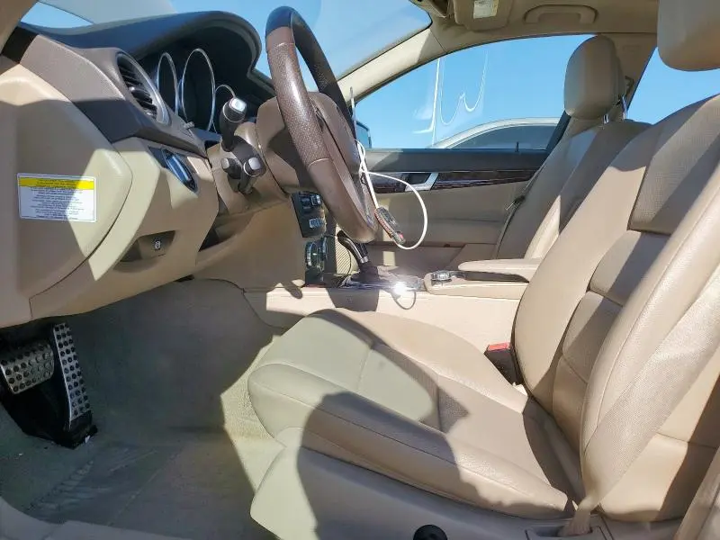 2014 MERCEDES-BENZ C 250  