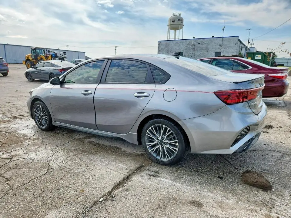 2024 KIA FORTE GT LINE  