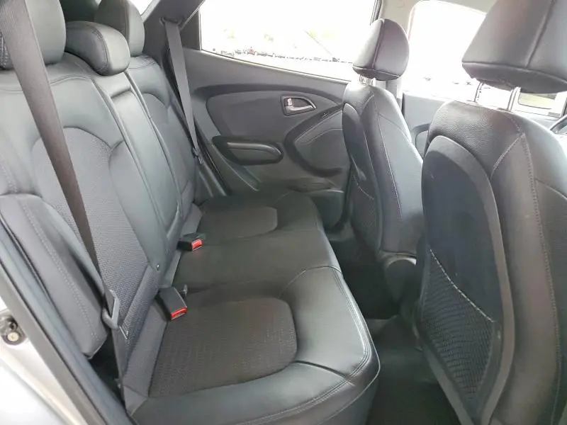 2011 HYUNDAI TUCSON GLS  