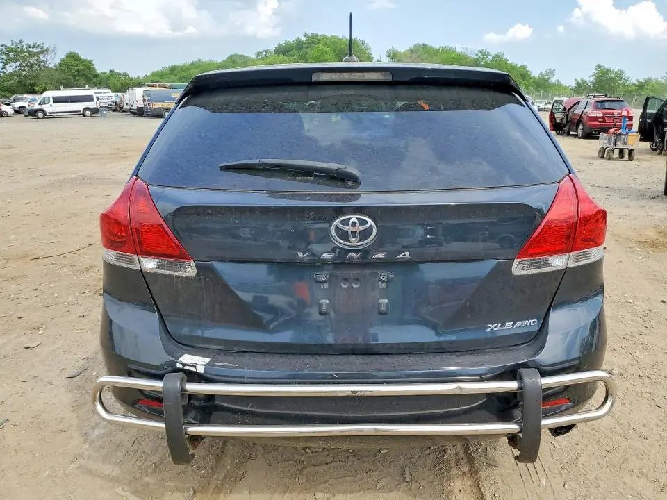2015 TOYOTA VENZA XLE  