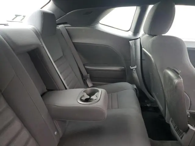 2010 DODGE CHALLENGER SE  