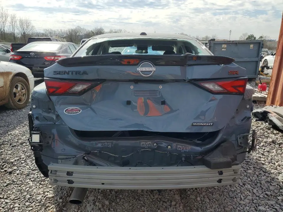 2025 NISSAN SENTRA SR  